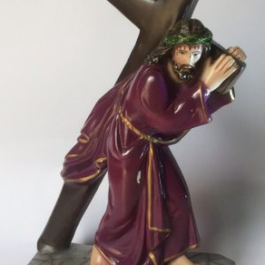 Exposição destaca arte popular inspirada na fé durante a Quaresma em Juiz de Fora