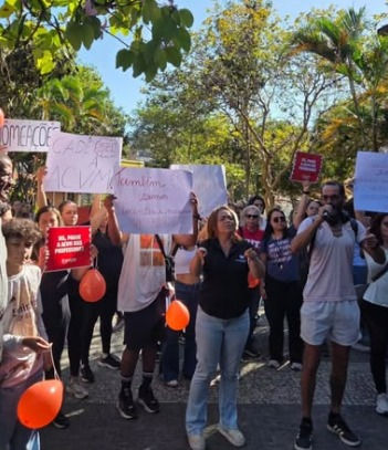 Professores da rede municipal encerram paralisação após acordo com a Prefeitura de Juiz de Fora