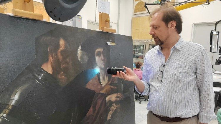 Foto: Divulgação/ Vatican news/Paolo Violini, novo chefe do Laboratório de Restauração de Pinturas e Materiais de Madeira dos Museus Vaticanos