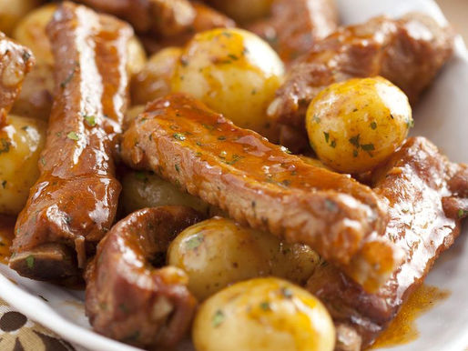 Costelinha de Porco com Batatas