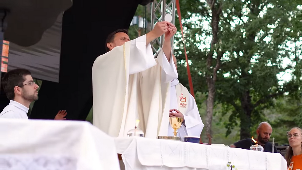 Santuário de Lourdes, na França, acolhe o Acamps, festival internacional da juventude