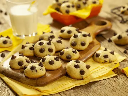 Cookies de Leite em Pó com Gotas de Chocolate