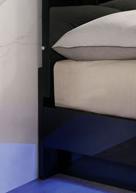 Thumbnail: Erlach 4pc Queen Bed Set