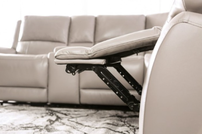 Thumbnail: Gorgius Power Recliner