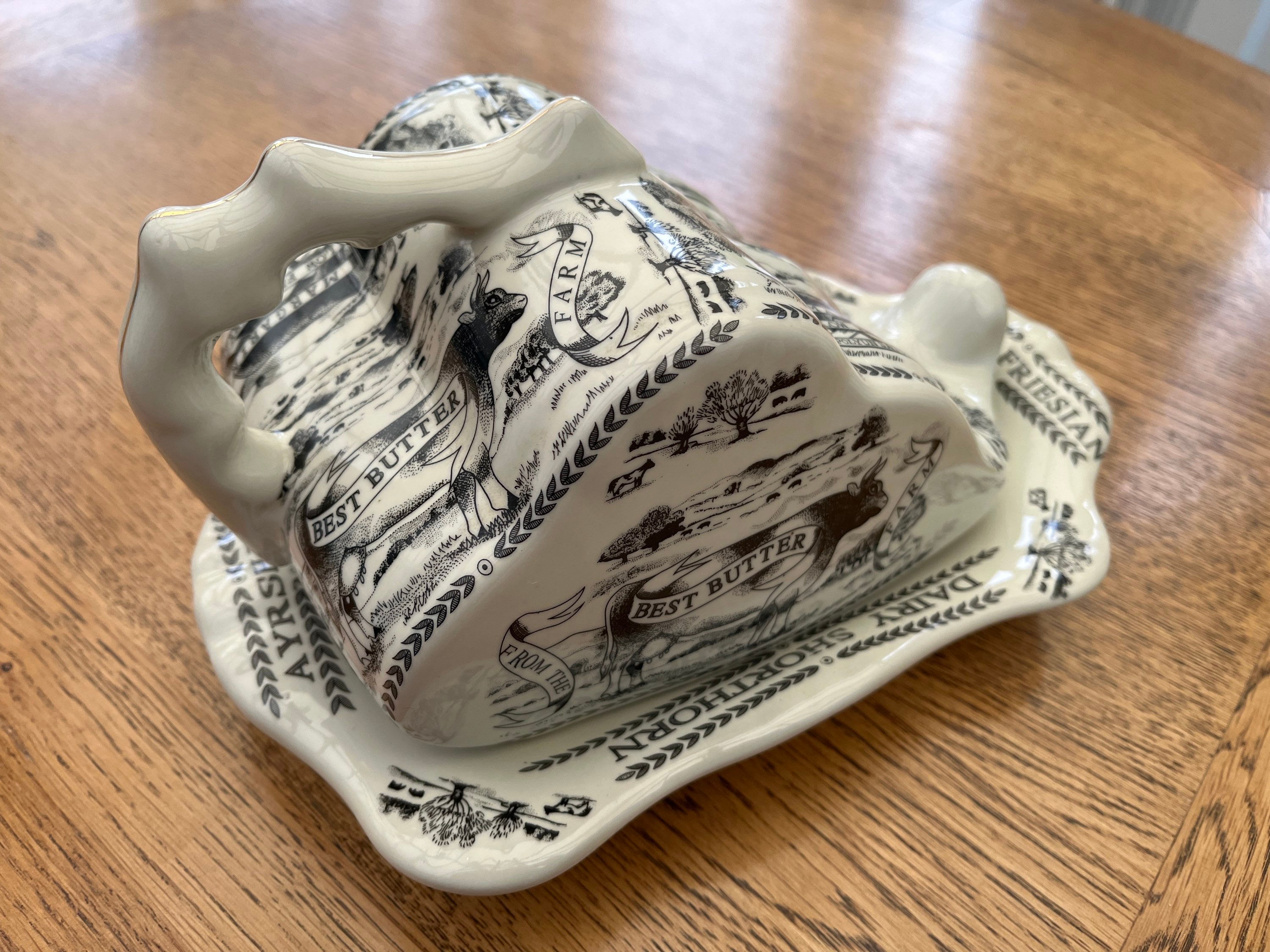 Cheese / Butter Dish By Emma Bridgewater 