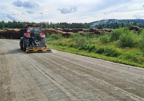 g-meripacker-road-maintenance-0015D8009C1-8F6F-ADE8-B751-909F27DC2BA6.jpg