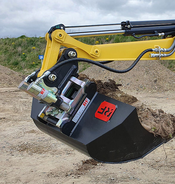 Engate basculante e engates rápidos TMX