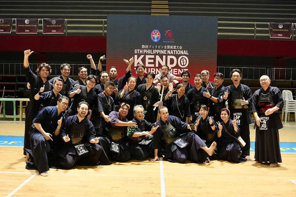 Group photo of Metroken at the 6th PNKT