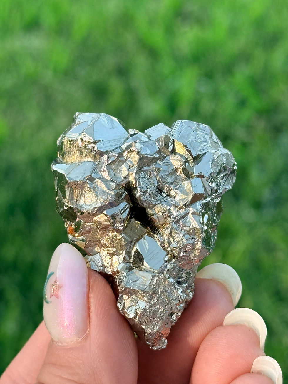 Thumbnail: Huanzala Mine Octahedral Pyrite Cluster #14