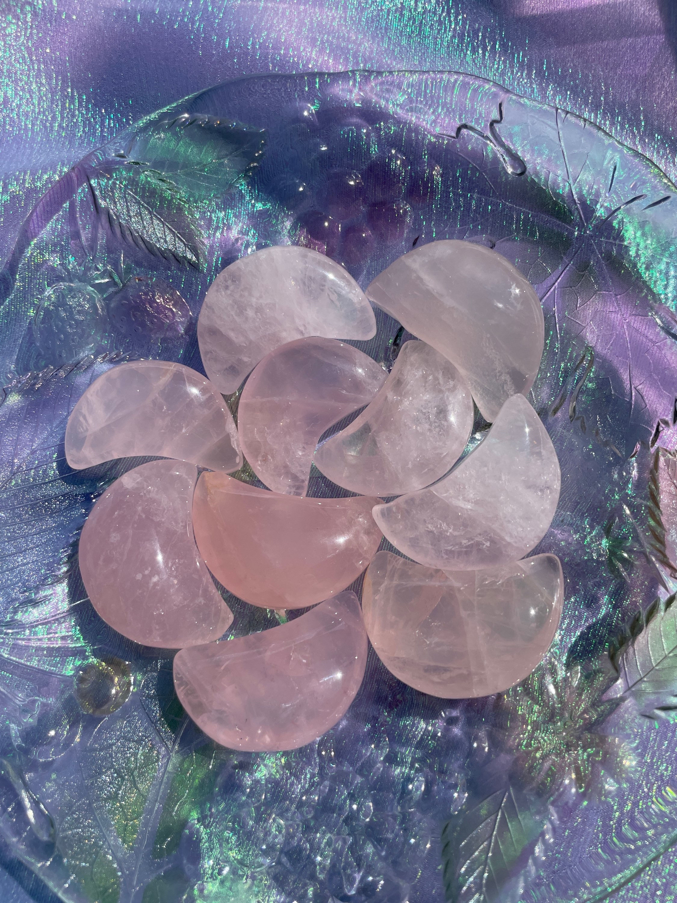 Gemmy Rose Quartz Moon Carving