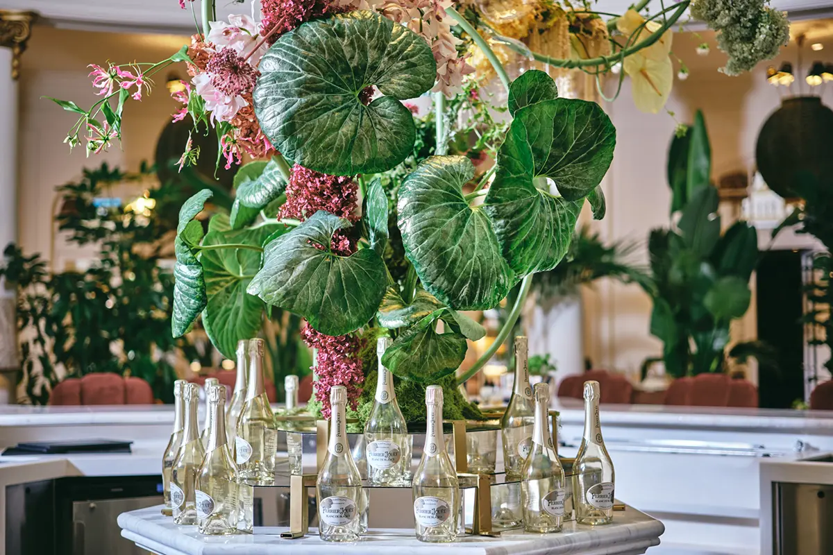 Hotel Palace se sitúa la instalación floral de Elisabeth Blumen