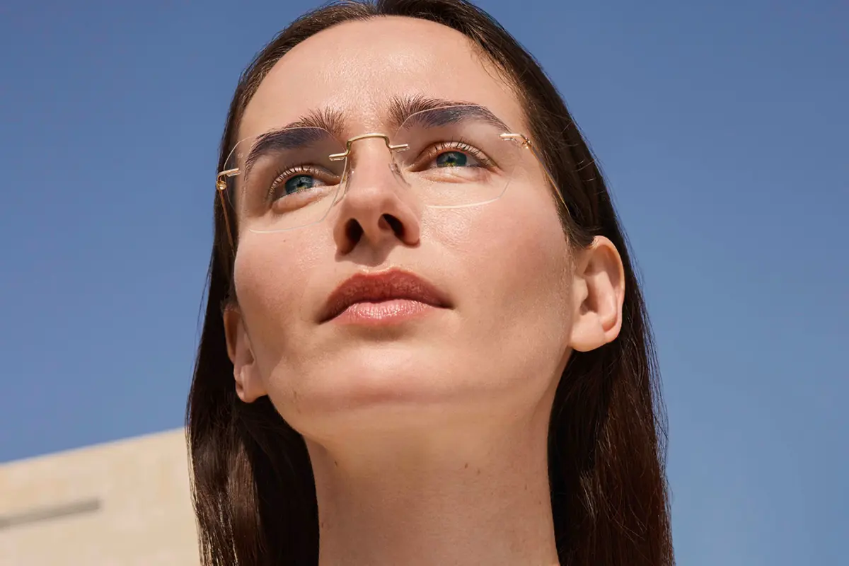Silhouette presenta The Visionary