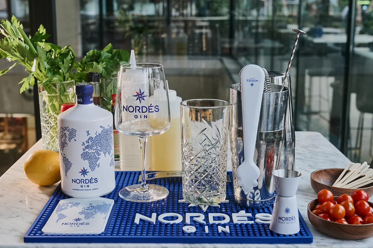 Nordés celebra el Día Mundial de la Ginebra con una experiencia atlántica en las alturas de Madrid