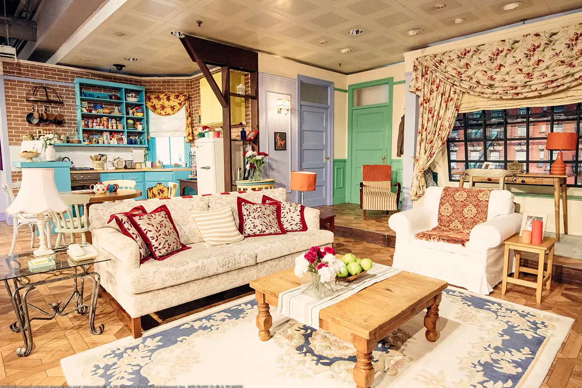 THE FRIENDS™ EXPERIENCE: THE ONE IN MADRID 