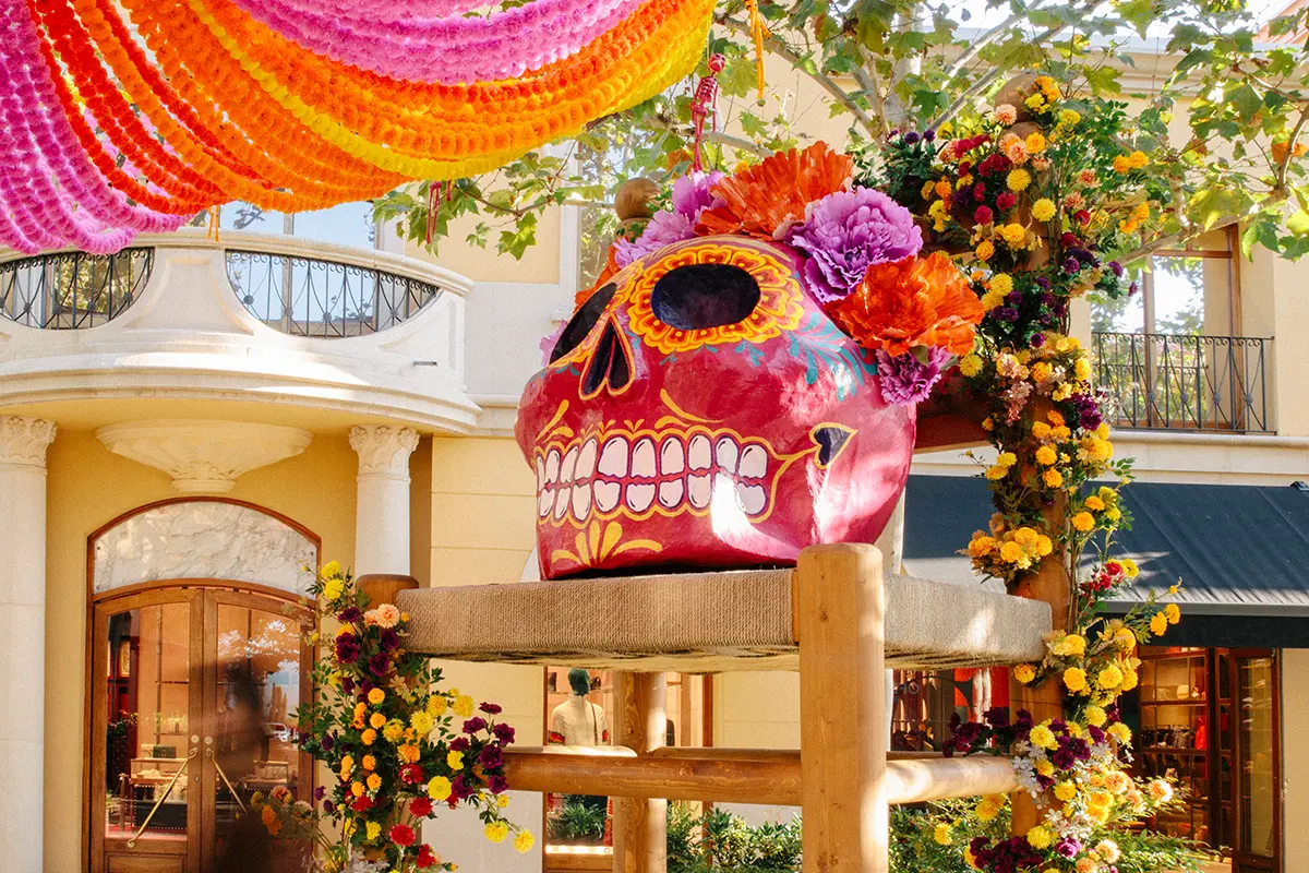 Tradición, Gastronomía y Artesanía Mexicana en las Rozas Village