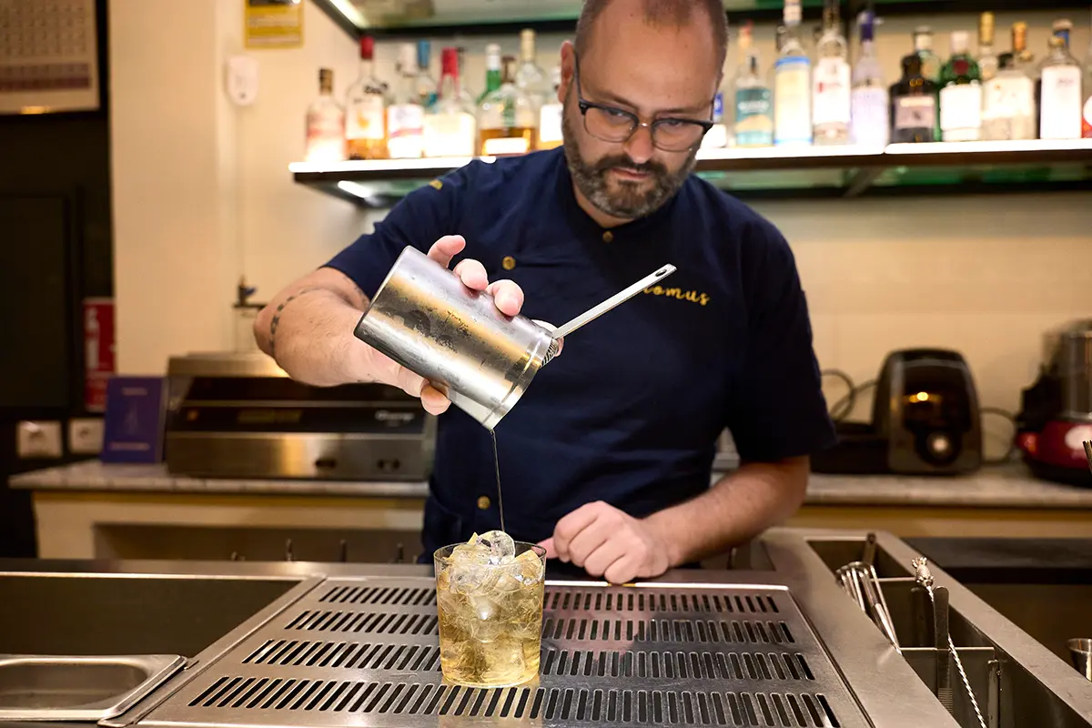 NOCHES DE MERCADO - Guía Repsol transforma el Mercado de Vallehermoso