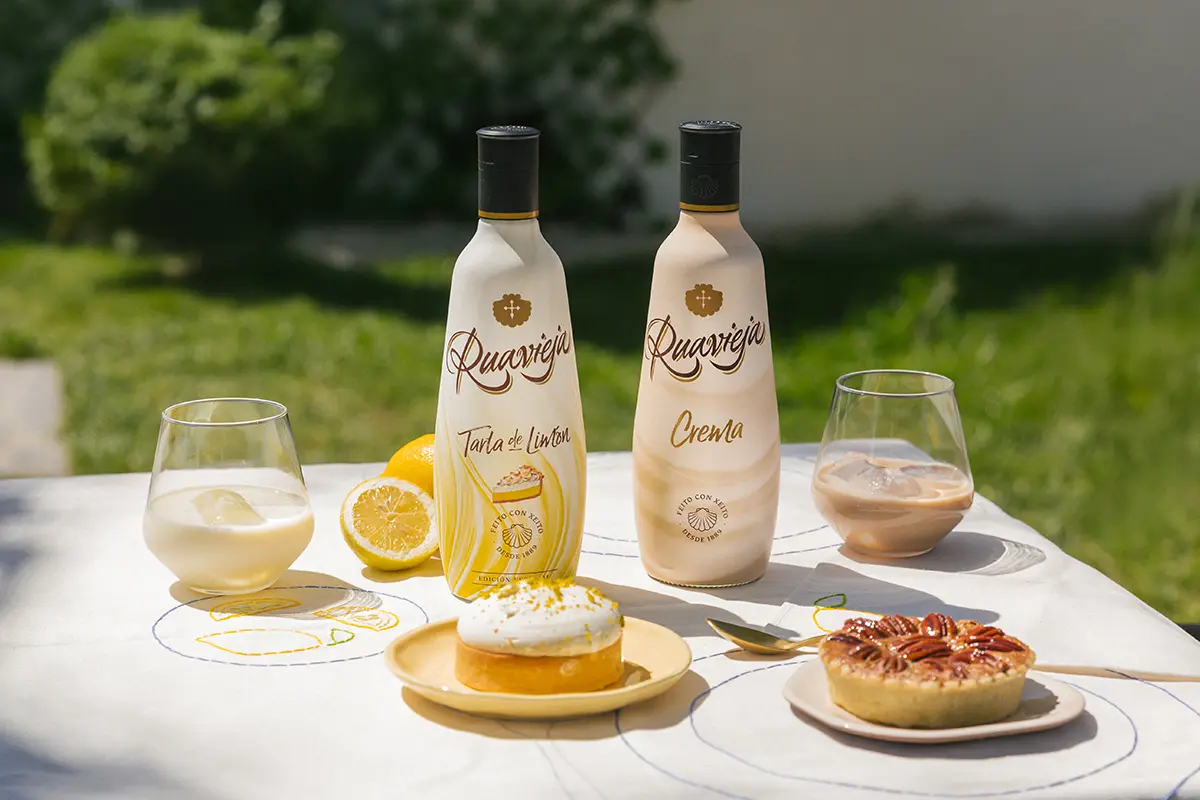 ¿Tarta de limón para beber? Así es el nuevo capricho de Ruavieja para este verano