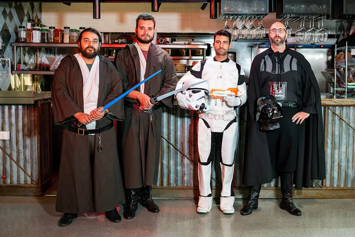 Pelea de Gallos entre fogones 