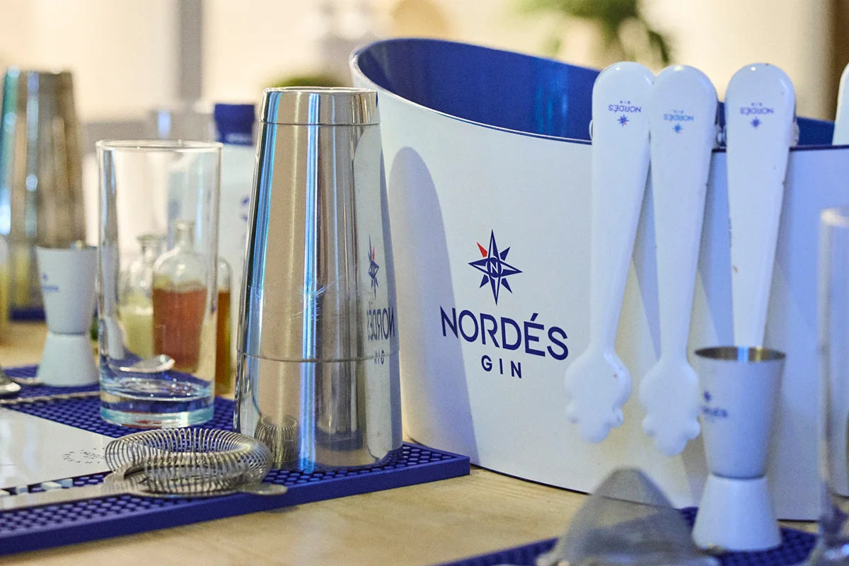 Nordés celebra el Día Mundial de la Ginebra con una experiencia atlántica en las alturas de Madrid