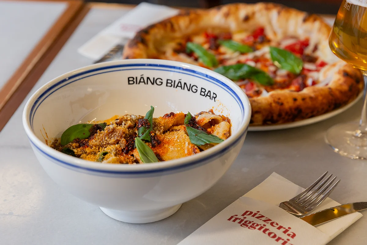 Biáng Biáng Bar y Fratelli Figurato unen a China e Italia en la cocina