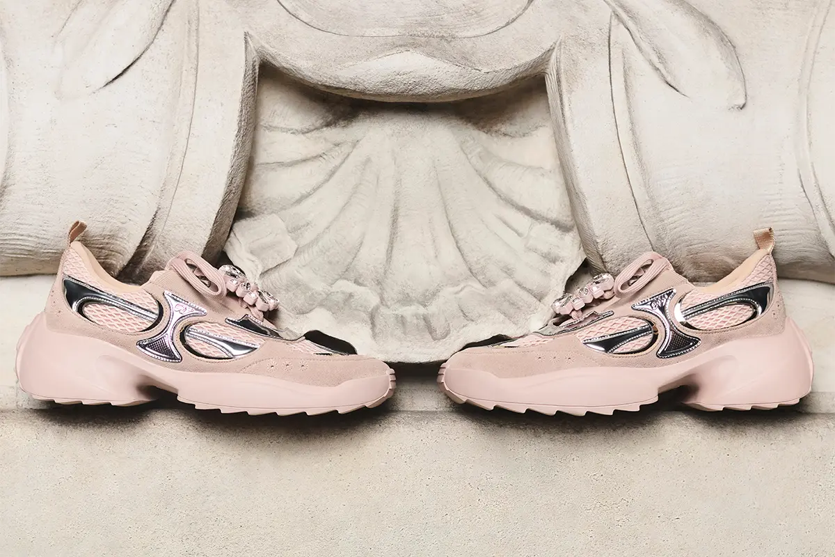 La nueva deportiva de Roger Vivier se llama Viv' on the Run