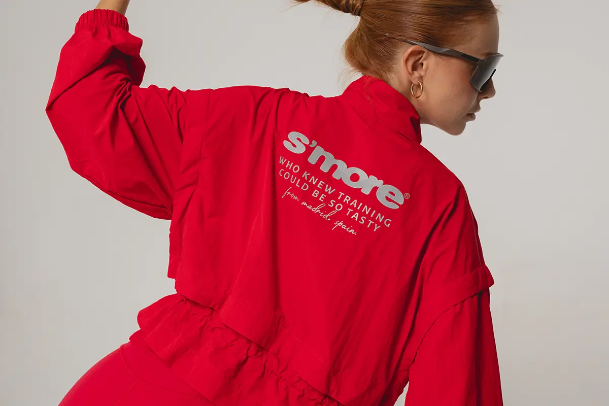S’MORE: La marca de activewear de Sara Baceiredo que une streetstyle y funcionalidad 