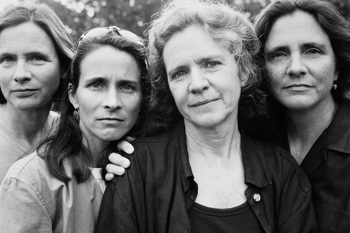 Arte y fotografía que atraviesan mundos este verano 