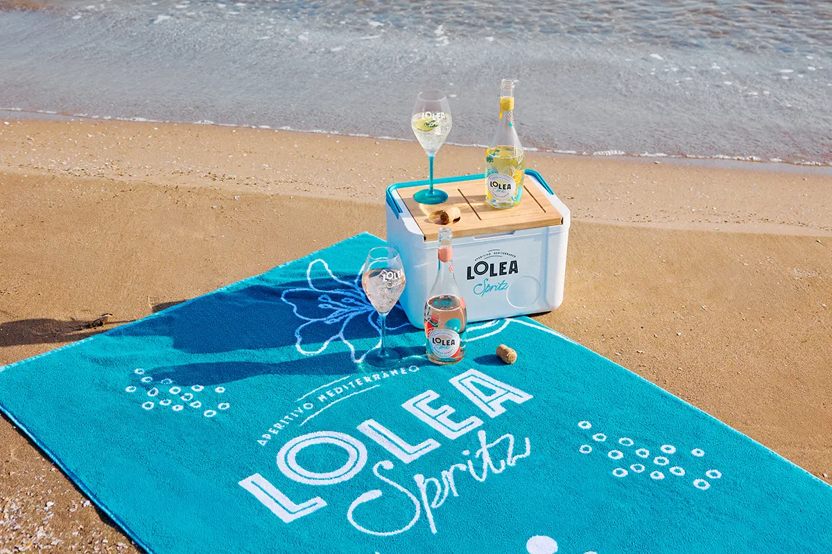 Lolea Spritz es la nueva bebida natural a la que no podrás resistirte en los tardeos. 