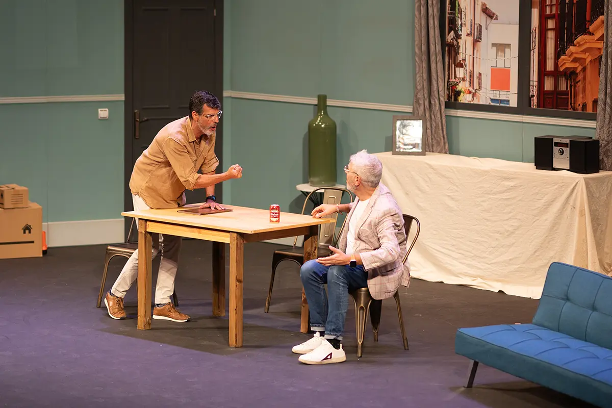 La comedia “Se alquila” retrata con humor las tensiones y locuras de compartir piso hoy en día. 