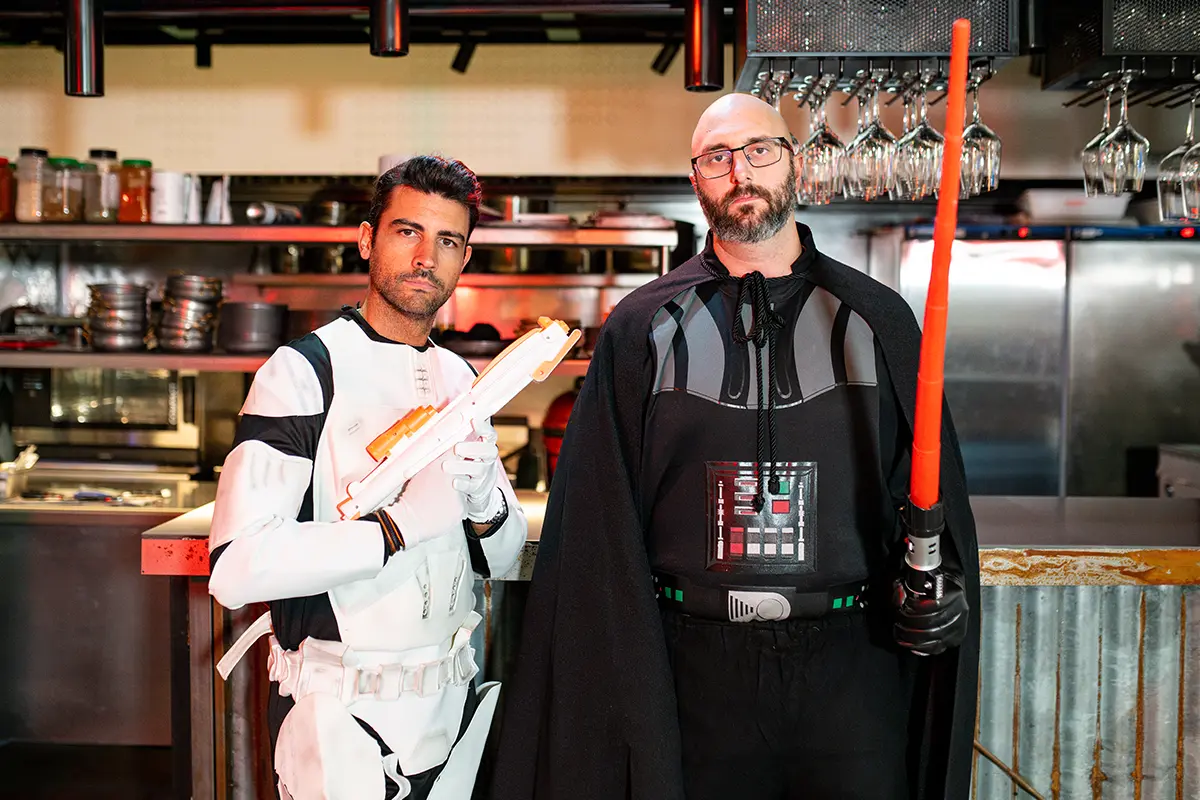 Pelea de Gallos entre fogones 