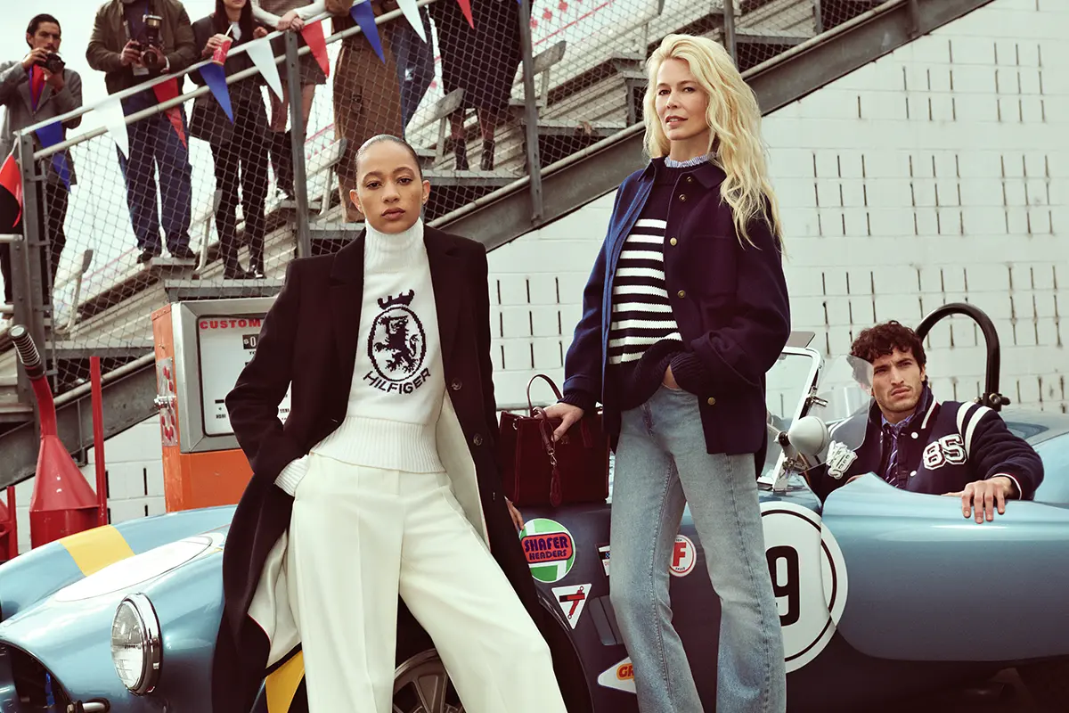 Tommy Hilfiger presentó su campaña de otoño de 2025, "The Hilfiger Racing Club"
