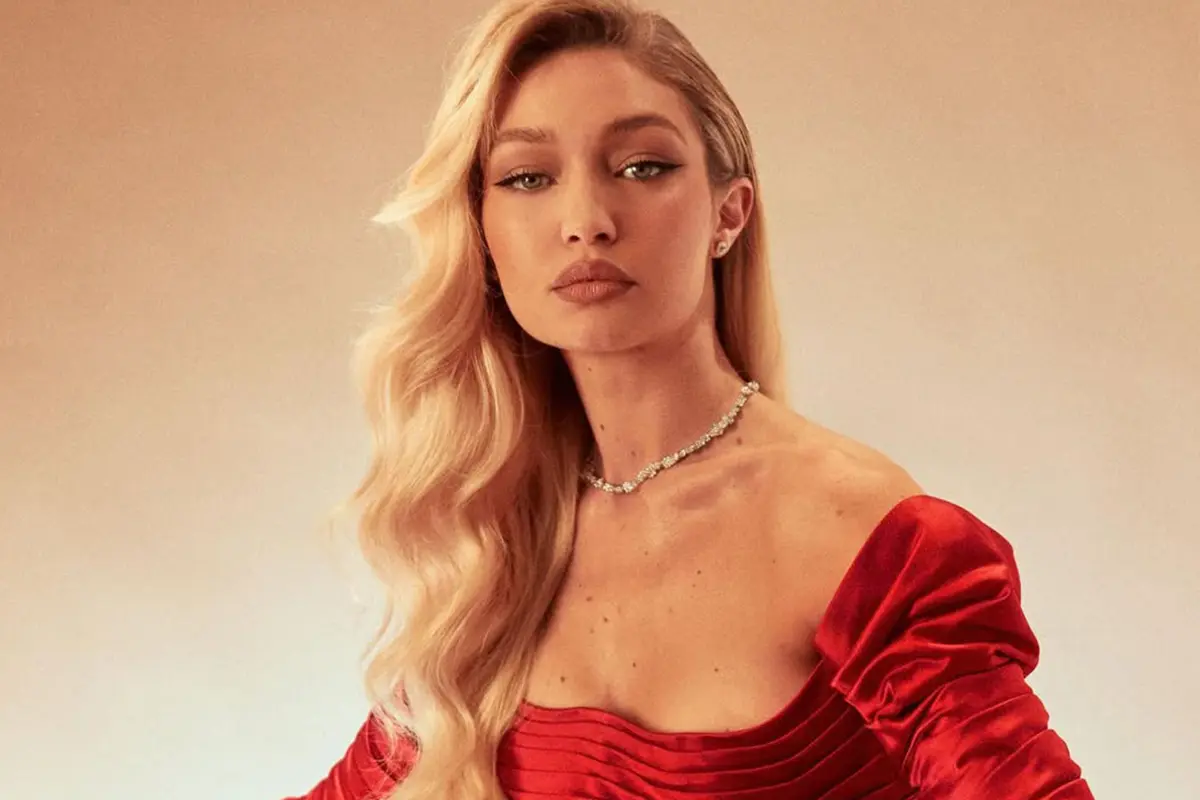 Peinados de Fiesta 2025: Del efecto wet hair de Jean Louis David a las ondas Hollywood de Noelia Jiménez 