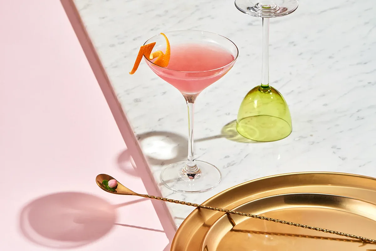 Cumple 175 años: Cointreau reafirma su versatilidad para brindar durante las sobremesas del verano