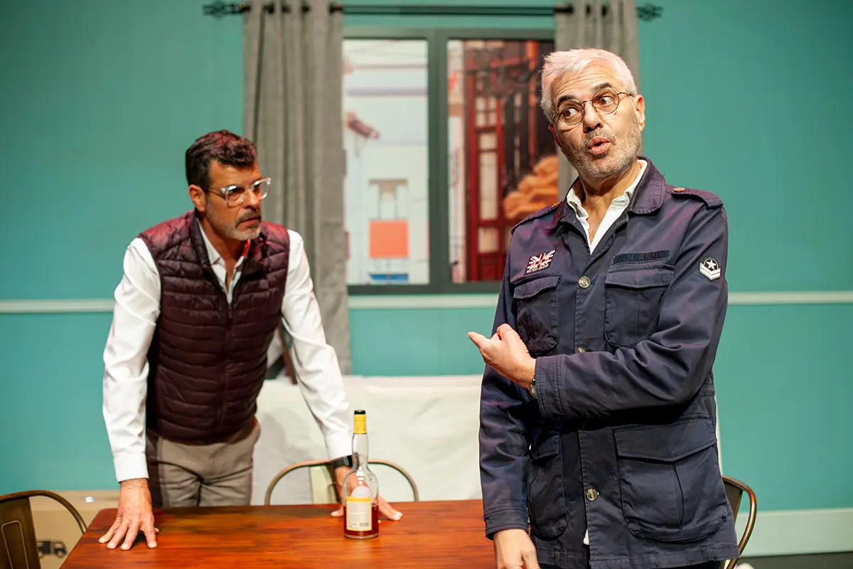 La comedia “Se alquila” retrata con humor las tensiones y locuras de compartir piso hoy en día. 