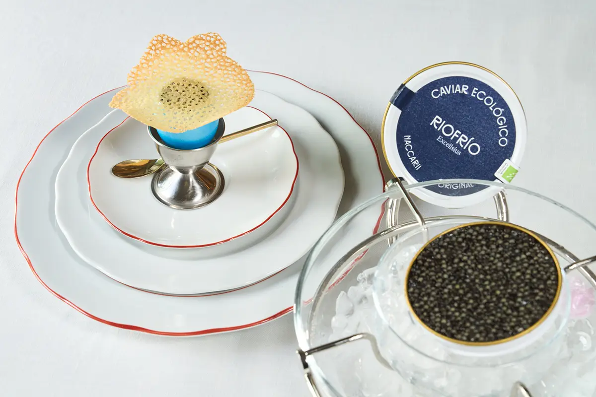 Madrid estrena pop-up de lujo para probar el primer caviar ecológico del mundo