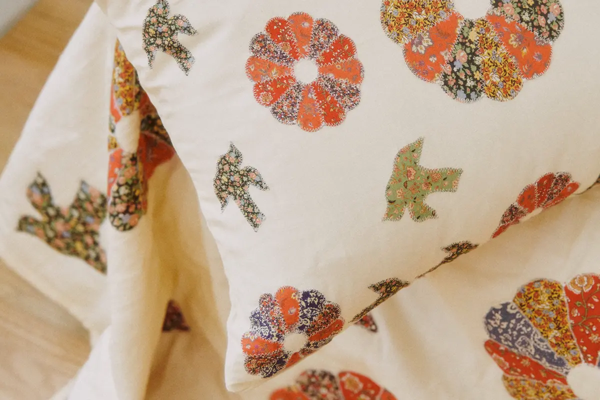 Sézane x Sea New York: La colaboración que une el romanticismo neoyorquino y el estilo parisino