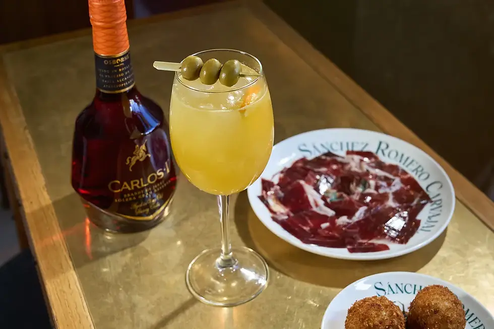 El cóctel que reinventa la hora del aperitivo está en el Café Comercial