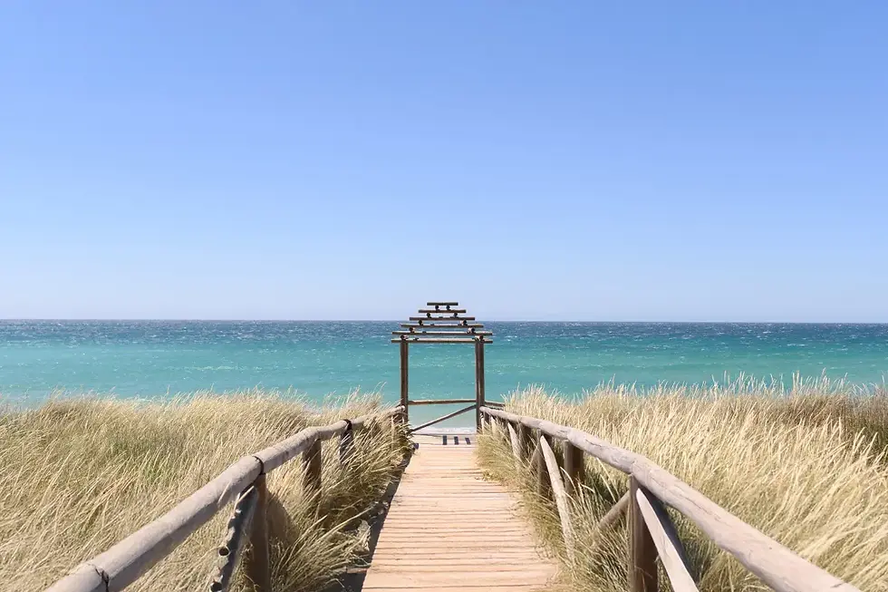 Los mejores destinos donde sol, surf y yoga se unen en unas vacaciones inolvidables