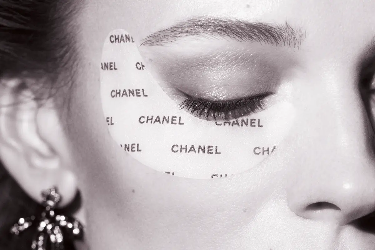 El secreto de Chanel para usar los parches LE LIFT en solo 5 minutos