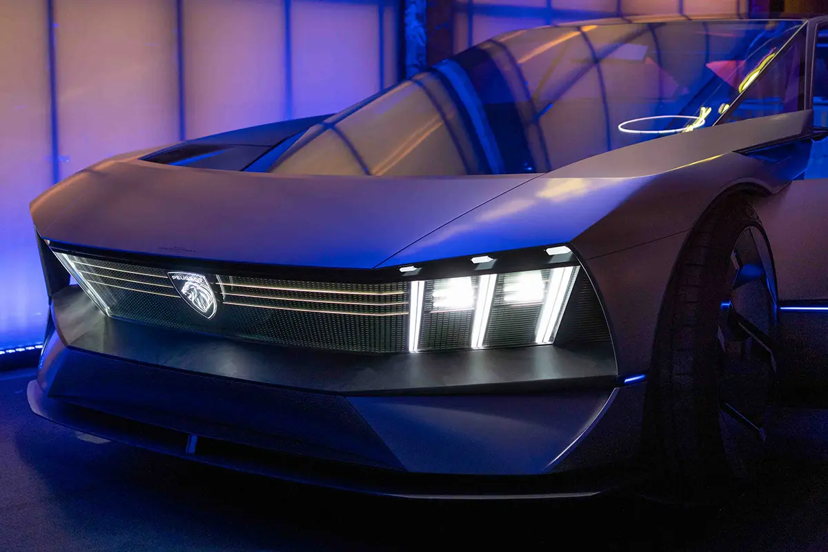 Peugeot celebra 215 años con una exposición de diseño en Matadero Madrid