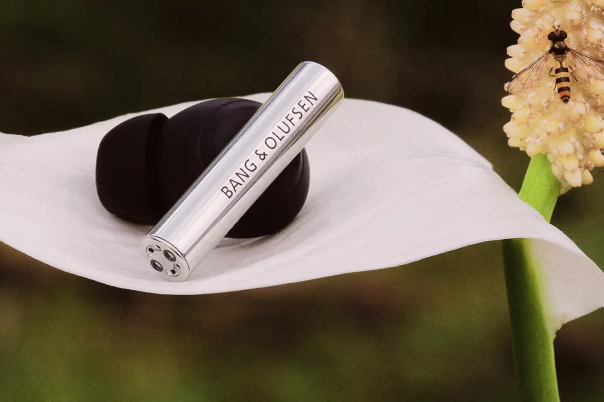 Los nuevos auriculares de lujo Beo Grace de Bang & Olufsen se presentan con un diseño inspirado en la joyería. 