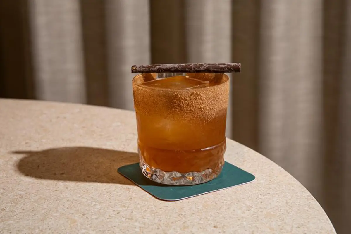 Rafa Zafra Bikini Bar NH