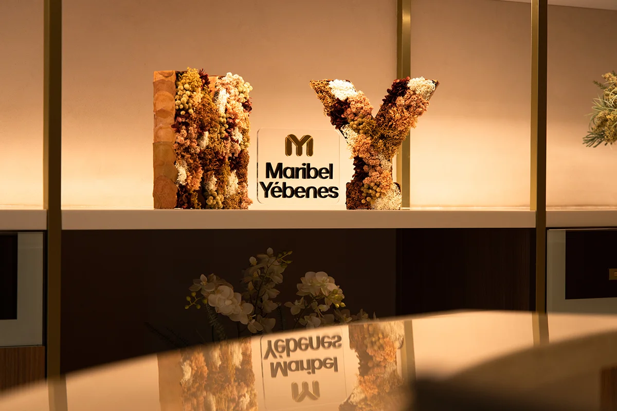Tendencias Novias 2026: el universo nupcial se reinventa para la novia contemporánea. Aristocrazy, Maribel Yébenes, Hunkemöller y Castañer.
