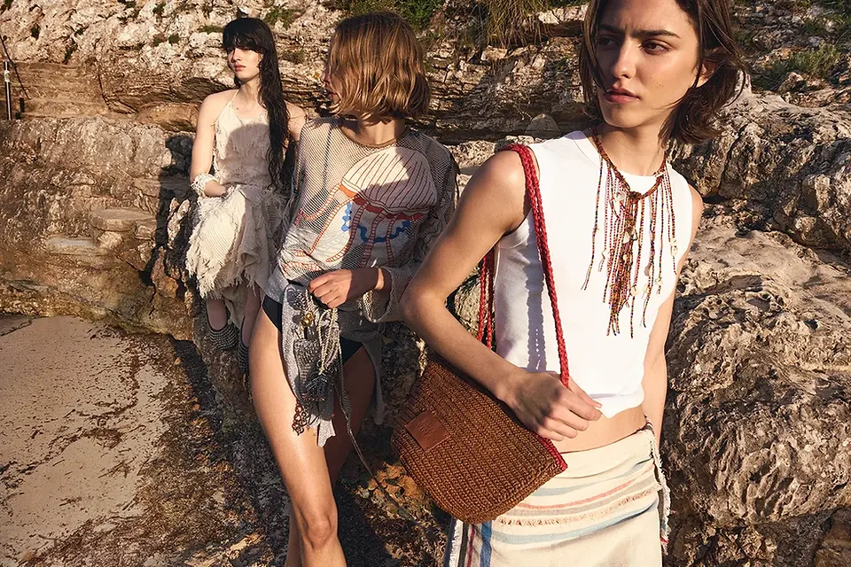 Colección CALA BIMBA de BIMBA Y LOLA: Pop-ups en Sanxenxo, Menorca y Tarifa