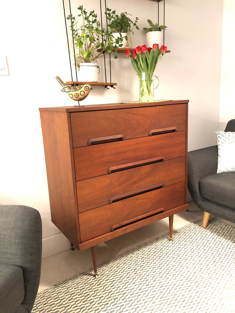 061. Viscol highboy with 4 drawers - commode par Viscol