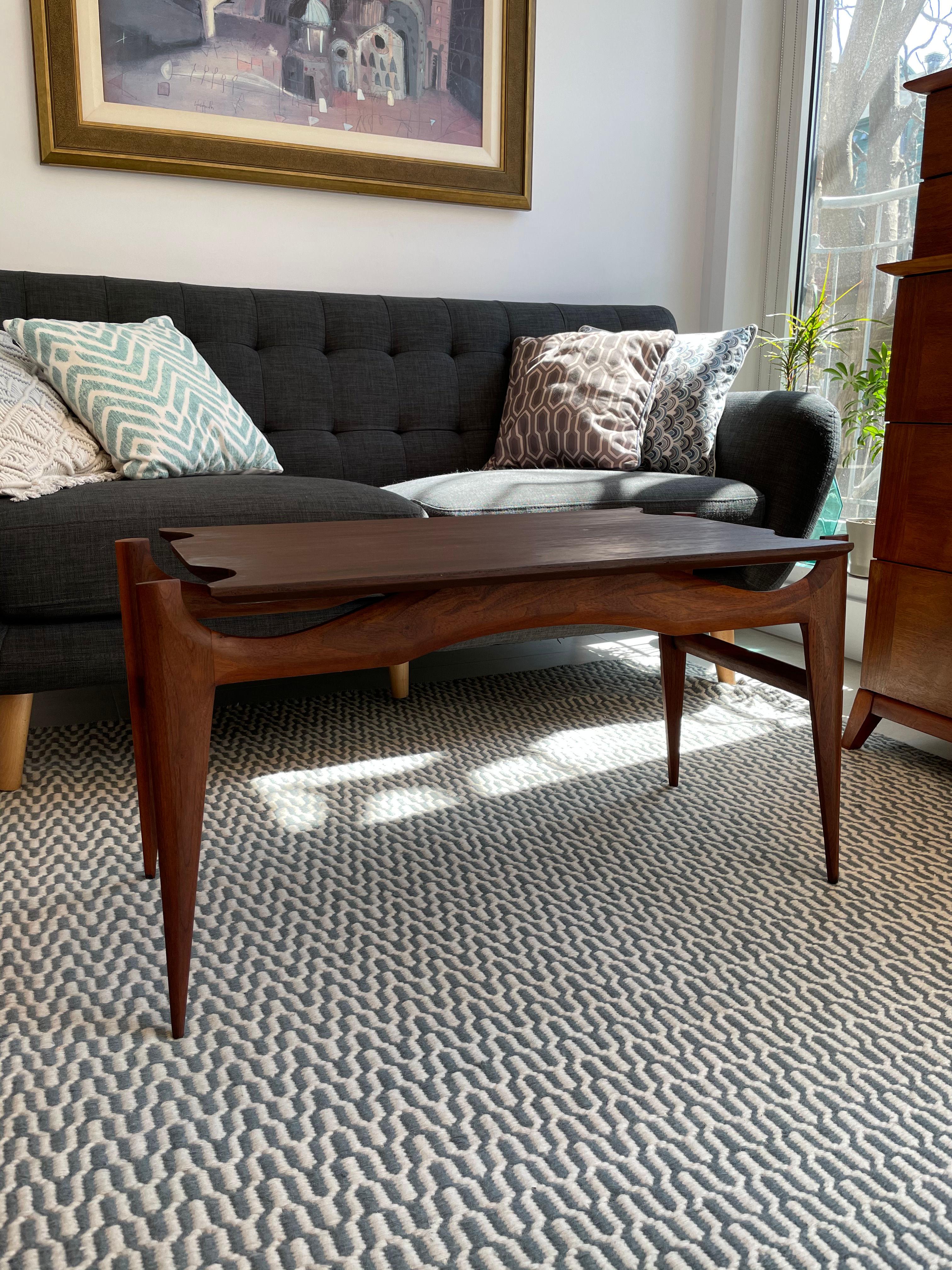 039. Coffee table - table basse