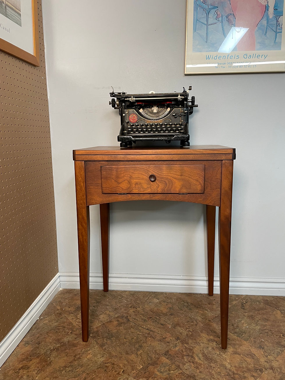145 . Side table - Table d'appoint
