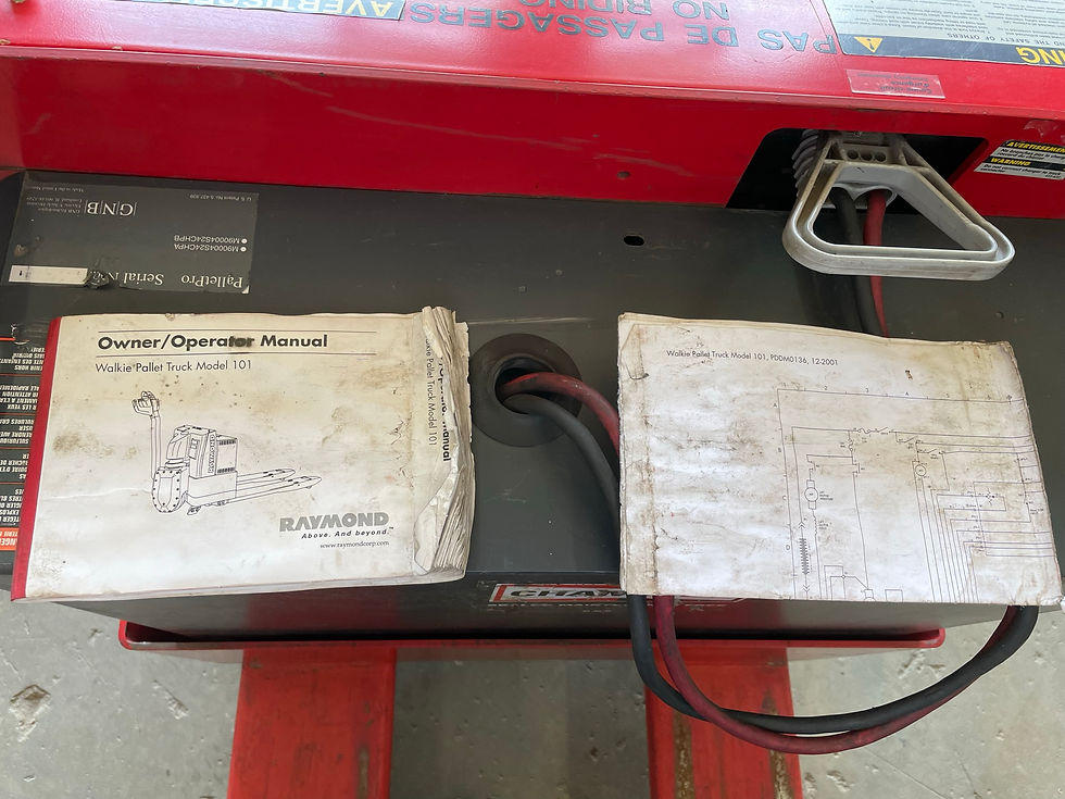 Miniature : Transpalette électrique à batterie RAYMOND 101T-F45L electric pallet jack