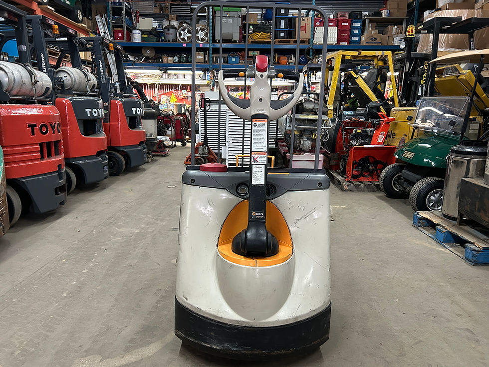 Miniature : Transpalette électrique à batterie Crown WP3035 electric pallet jack