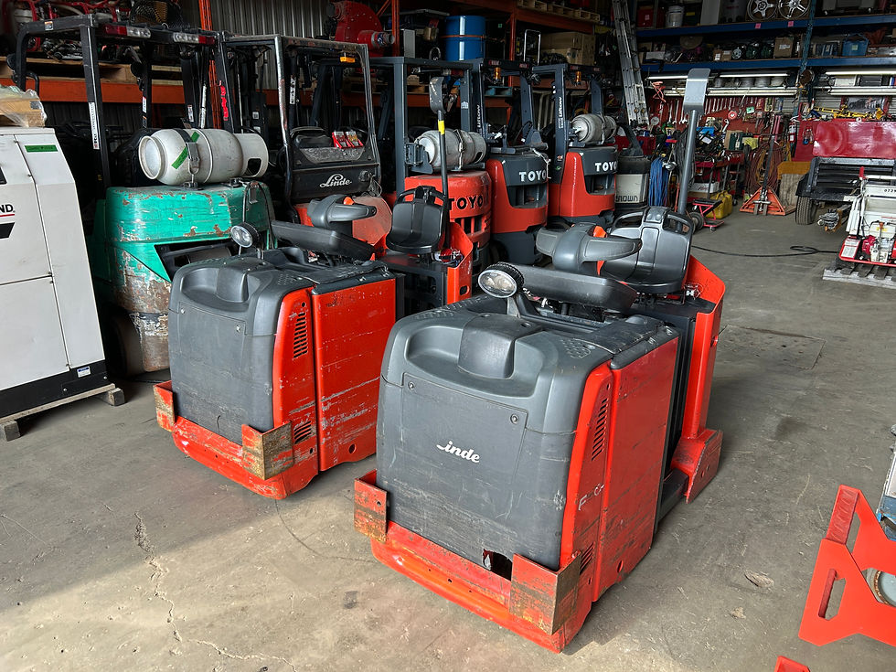 Tracteur de remorquage électrique LINDE P50C Electric Tow Tractor
